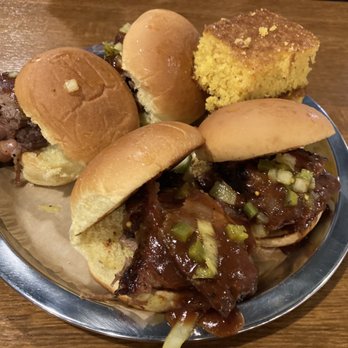 Dinosaur Bar-B-Que - 4 Sliders - Barbeque Near Me - New York, New York Dinosaur Bar-B-Que - 4 Sliders - Barbeque Near Me - New York, New York