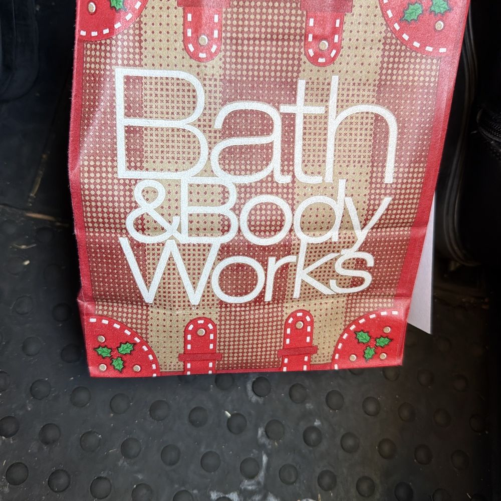 Bath & Body Works - My pickup order - Cosmetics & Beauty Supply Near Me - Camarillo, California Bath & Body Works - My pickup order - Cosmetics & Beauty Supply Near Me - Camarillo, California