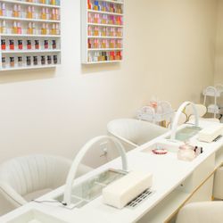 UP Beauty Lounge