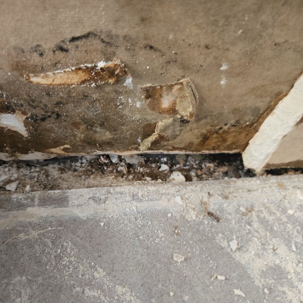 Straight Edge Tile - Damage to wall on master shower - Tiling Near Me - Chico, California Straight Edge Tile - Damage to wall on master shower - Tiling Near Me - Chico, California