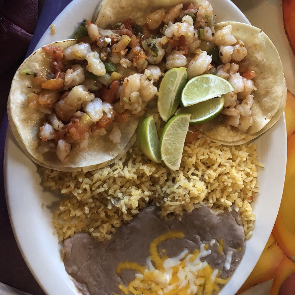 Los Tres Amigos - Mexican Near Me - Lawton, Oklahoma