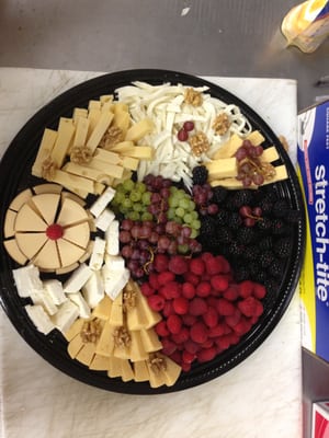 Verdugo Produce & Deli by null