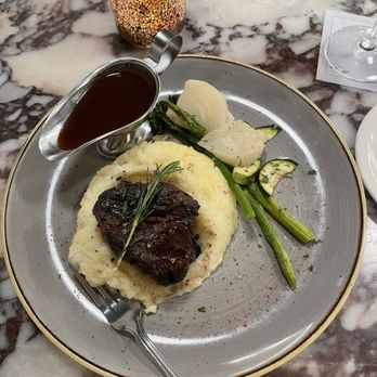 Modavie - Filet - French Near Me - Montreal, Quebec