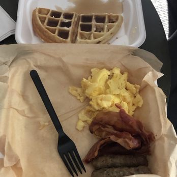 Great Wolf Lodge - Breakfast - Water Parks Near Me - Gurnee, Illinois Great Wolf Lodge - Breakfast - Water Parks Near Me - Gurnee, Illinois