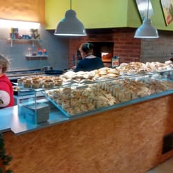 Pizza Poi - Quizás las mejores empanadas y pizzas que uno pueda comprar. Si estas de paso, no te las pierdas