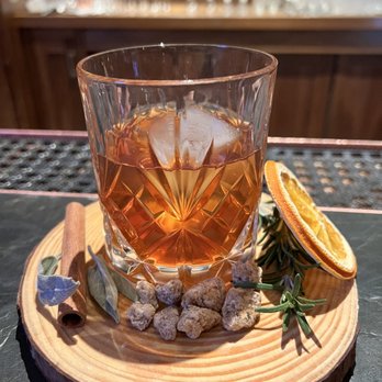 St. Regis Bar - Lounges Near Me - Park City, Utah St. Regis Bar - Lounges Near Me - Park City, Utah
