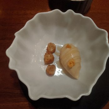 Alo Restaurant - Chassagne Farm Honey - Bars Near Me - Toronto, Ontario