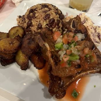 Honduras Kitchen - Pork chops with coconut rice & beans and plantains - Latin American Near Me - Long Beach, California Honduras Kitchen - Pork chops with coconut rice & beans and plantains - Latin American Near Me - Long Beach, California