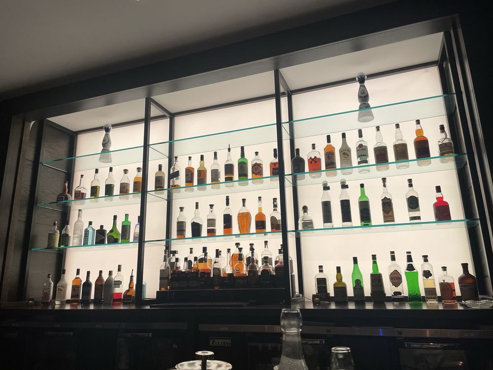 Oak Bar Logo