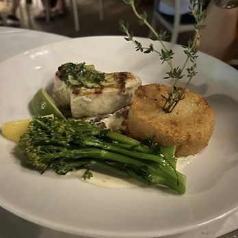 Louie's Backyard - Swordfish - New American Near Me - Key West, Florida