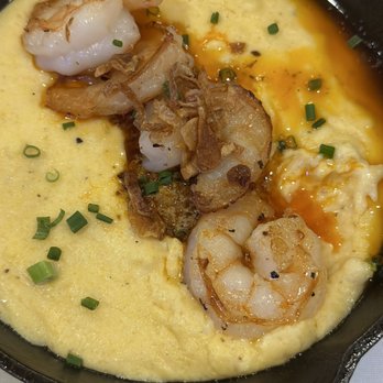 Sainte-George Restaurant - Oh so flavorful shrimp and grits - Modern European Near Me - St. Augustine, Florida Sainte-George Restaurant - Oh so flavorful shrimp and grits - Modern European Near Me - St. Augustine, Florida