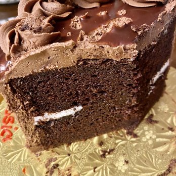 Oh Yeah Cakes - Chocolate molten brownie cake - Bakeries Near Me - San Antonio, Texas Oh Yeah Cakes - Chocolate molten brownie cake - Bakeries Near Me - San Antonio, Texas