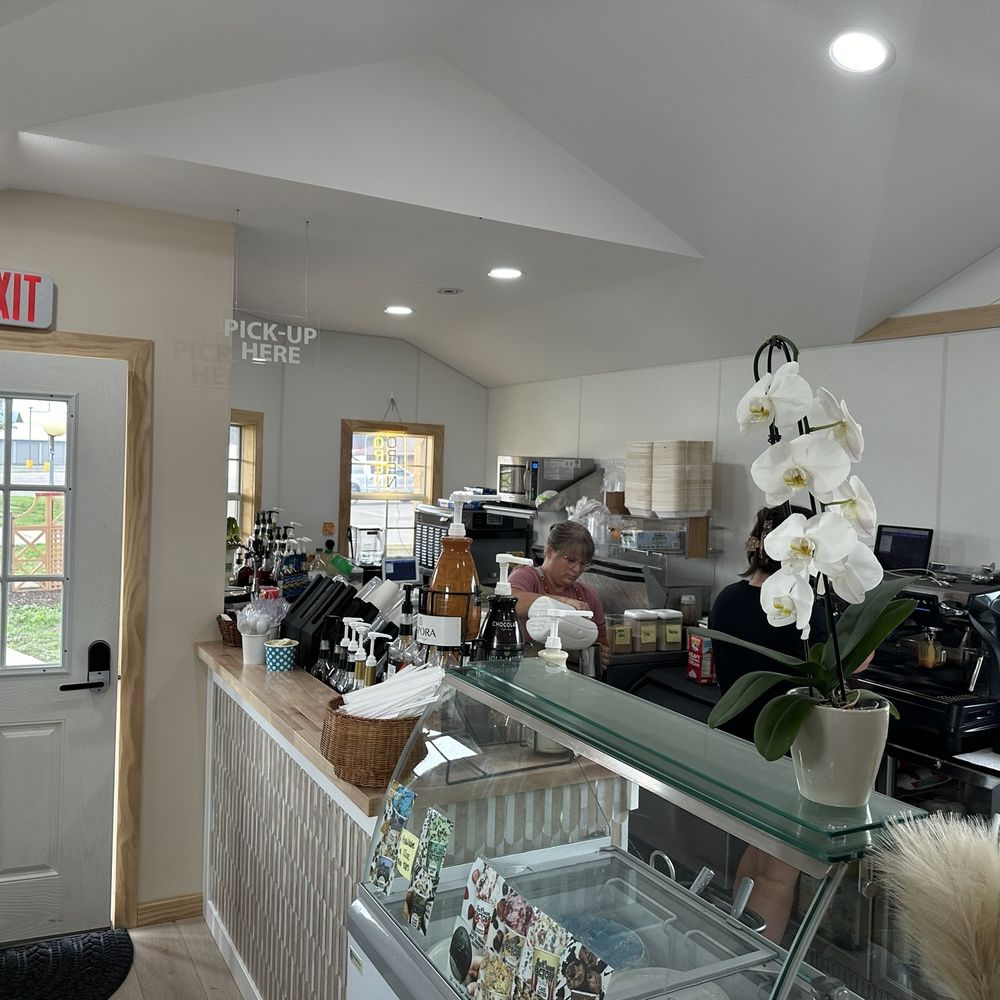 Trouvaille Coffee - Interior - Breakfast & Brunch Near Me - New Glarus, Wisconsin Trouvaille Coffee - Interior - Breakfast & Brunch Near Me - New Glarus, Wisconsin