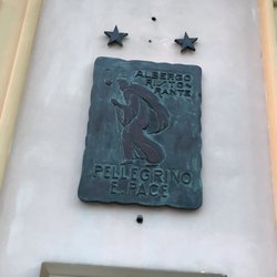 Pellegrino e Pace - Insegna