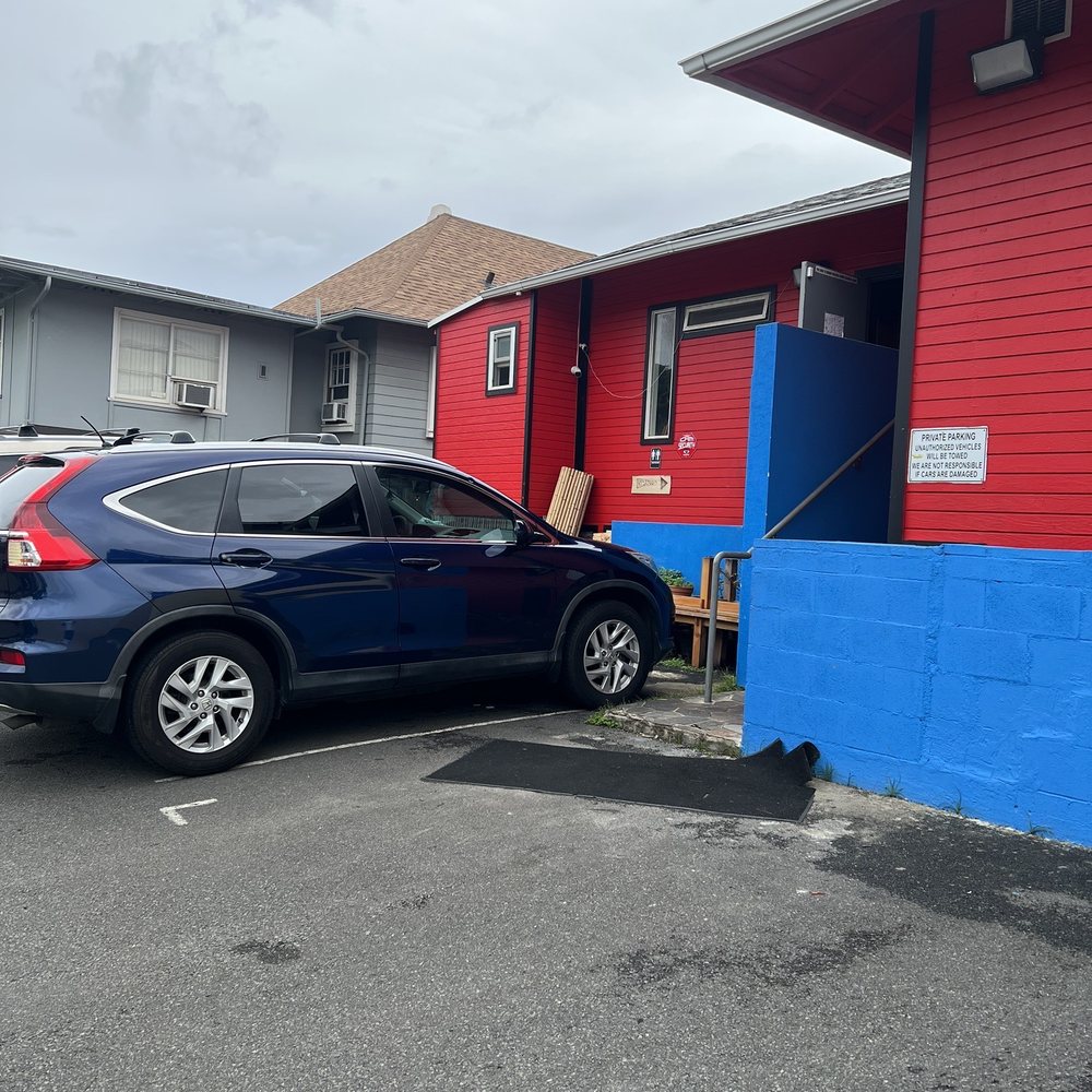 Red Elephant - Back of restaurant - Thai Near Me - Honolulu, Hawaii