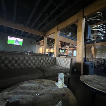 Studio Cigar Lounge - Inside - Lounges Near Me - Fairburn, Georgia