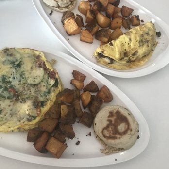 Omelet Bar - Breakfast & Brunch Near Me - Orlando, Florida