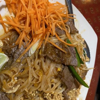 Sawasdee Thai Restaurant - Pad Thai with beef. Who knew? - Thai Near Me - Sparks, Nevada