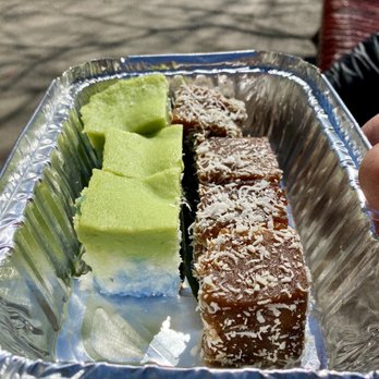 Kuih Cafe - Kuih set - Desserts Near Me - New York, New York Kuih Cafe - Kuih set - Desserts Near Me - New York, New York