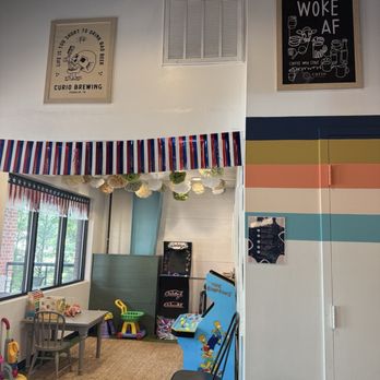 Curio Brewing Company - kids playroom - Breweries Near Me - Franklin, Tennessee Curio Brewing Company - kids playroom - Breweries Near Me - Franklin, Tennessee