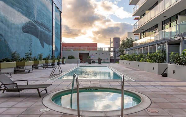 Ariel Luxury Apartments 45 Photos 49 Reviews Apartments 701 W Beech St San Diego Ca United States Phone Number