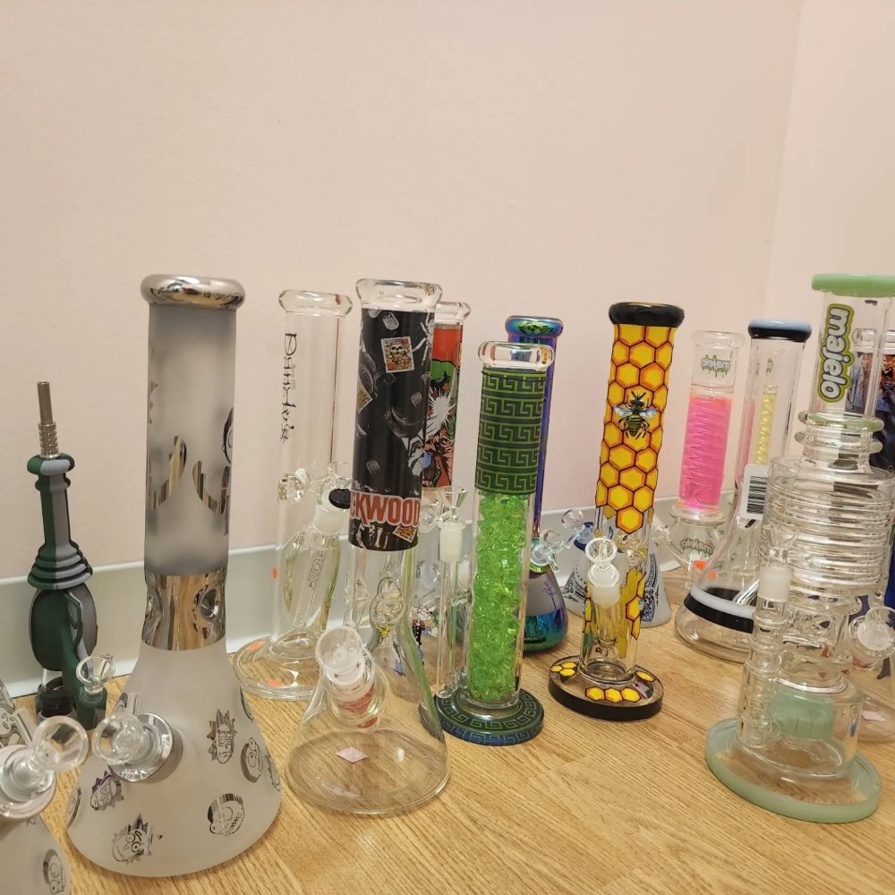 SSC VAPE & TOBACCO Updated June 2024 84 Photos 12008 Southshore