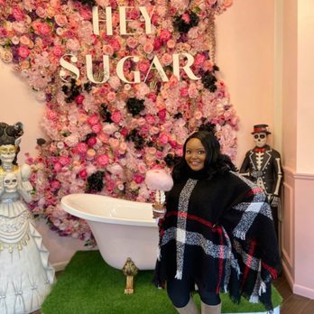 Hey Sugar - Gorgeous flower wall for your Instagram photo ops... - Coffee & Tea Near Me - GENEVA, Illinois Hey Sugar - Gorgeous flower wall for your Instagram photo ops... - Coffee & Tea Near Me - GENEVA, Illinois