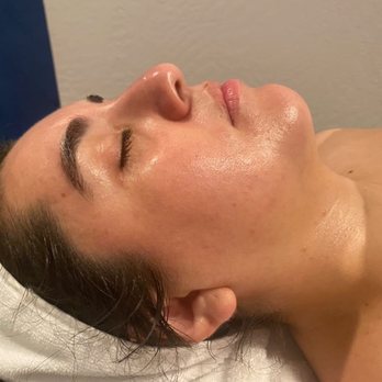 Madejca esthetics - She also givws you a fan for if the product is tingly for you - Estheticians Near Me - Lodi, California Madejca esthetics - She also givws you a fan for if the product is tingly for you - Estheticians Near Me - Lodi, California