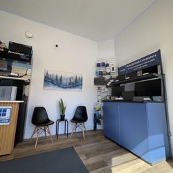 Robotnik Solutions - Waiting Area