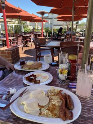 Blackboard Bistro by null