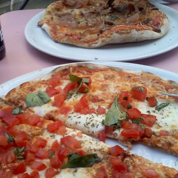 Pink Flamingo - Yummy. - Pizza Near Me - Paris, 75