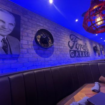 Ford's Garage Wesley Chapel - Wall decor - Burgers Near Me - Lutz, Florida Ford's Garage Wesley Chapel - Wall decor - Burgers Near Me - Lutz, Florida