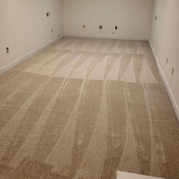 Ferguson Professional Flooring - a clean room with carpet - Flooring Near Me - Richmond, Virginia Ferguson Professional Flooring - a clean room with carpet - Flooring Near Me - Richmond, Virginia