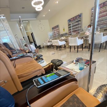 CC Nail - Gorgeous clean salon! - Nail Salons Near Me - Middletown, New York