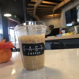 Butter cookie latte 1/4 sweet with oat milk