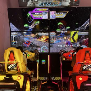 John's Incredible Pizza - Bakersfield - Arcade - Arcades Near Me - Bakersfield, California John's Incredible Pizza - Bakersfield - Arcade - Arcades Near Me - Bakersfield, California
