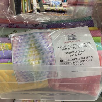 Sew Trendy - Sample quilt kit for sale - Sewing & Alterations Near Me - Eagan, Minnesota