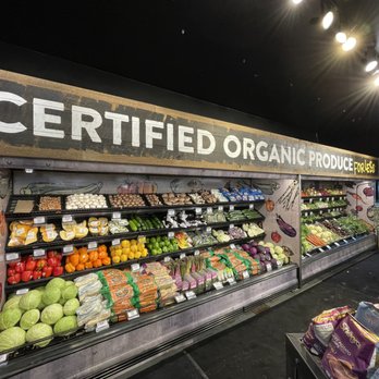 Organic Garage - a display of organic produce - Organic Stores Near Me - Vaughan, Ontario Organic Garage - a display of organic produce - Organic Stores Near Me - Vaughan, Ontario