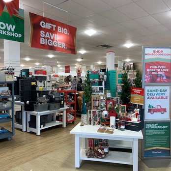 HomeGoods - Christmas everywhere - Home Decor Near Me - Houston, Texas HomeGoods - Christmas everywhere - Home Decor Near Me - Houston, Texas