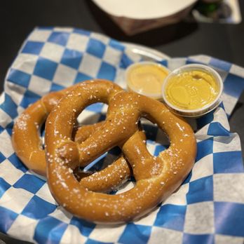 Ziggy's - Pretzel App - Bars Near Me - St. Simons Island, Georgia Ziggy's - Pretzel App - Bars Near Me - St. Simons Island, Georgia
