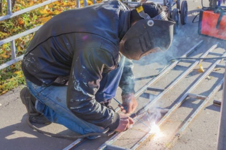 Slide of Vista Roofing Company