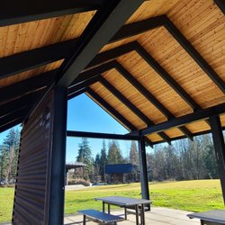 Really nice covered areas for parties