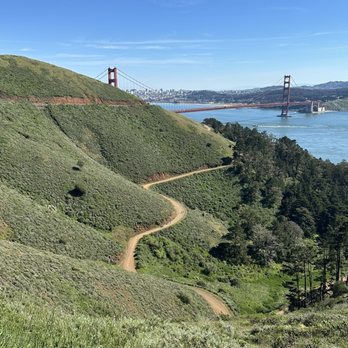 Golden Gate Observation Deck - Hiking Near Me - Sausalito, California