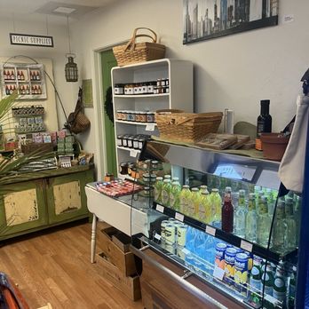 Mabel’s Market - The part of Mabel's Farm Box where their drinks and jams are shelved. - Specialty Food Near Me - Davis, California Mabel’s Market - The part of Mabel's Farm Box where their drinks and jams are shelved. - Specialty Food Near Me - Davis, California