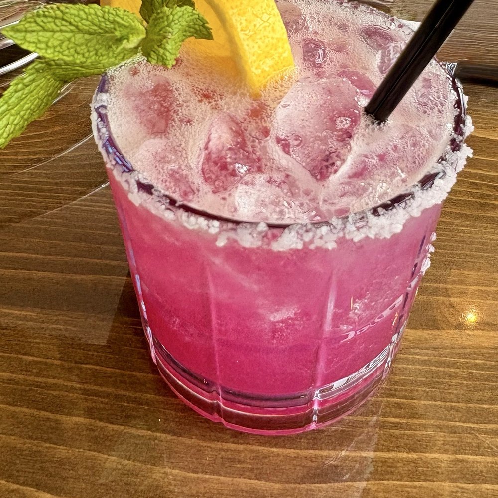 Limón y Sal - Hot pink margarita - Mexican Near Me - Louisville, Kentucky Limón y Sal - Hot pink margarita - Mexican Near Me - Louisville, Kentucky