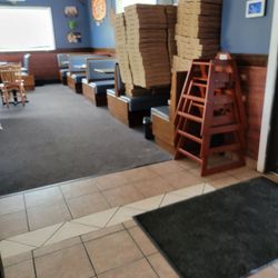 Wings 'N' Pies