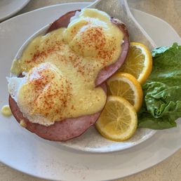 Eggs benny Eggs benny