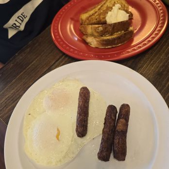 Friendly Toast Cafe 2 - American Near Me - Melbourne, Florida