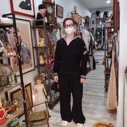 Roberta Bell Vintage Treasures