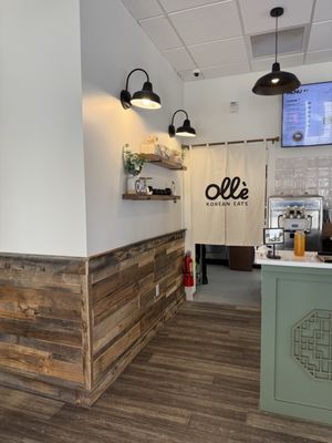 Ollè Korean Eats by null